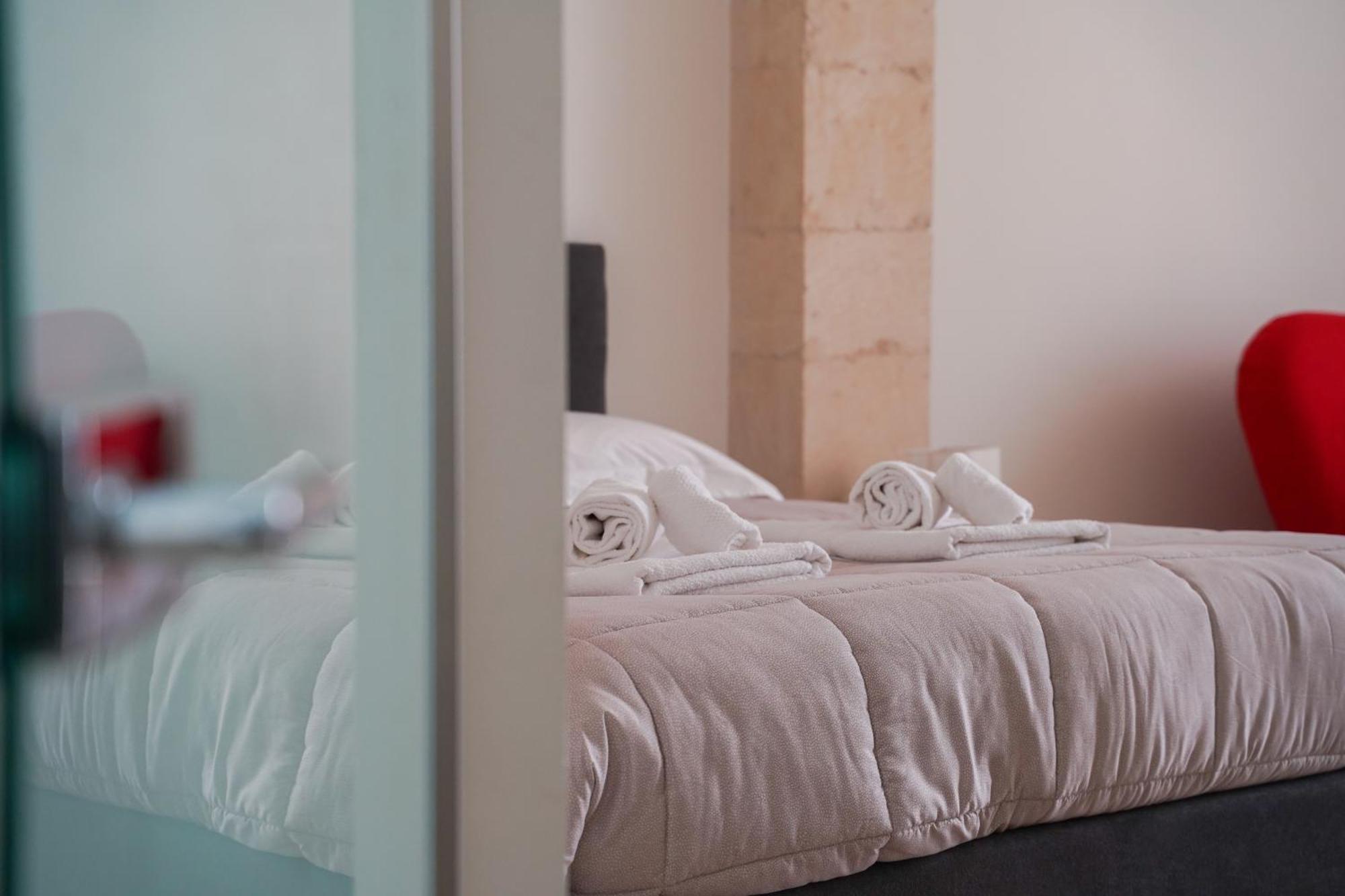 Suite Home D'Aragona Lecce Dış mekan fotoğraf