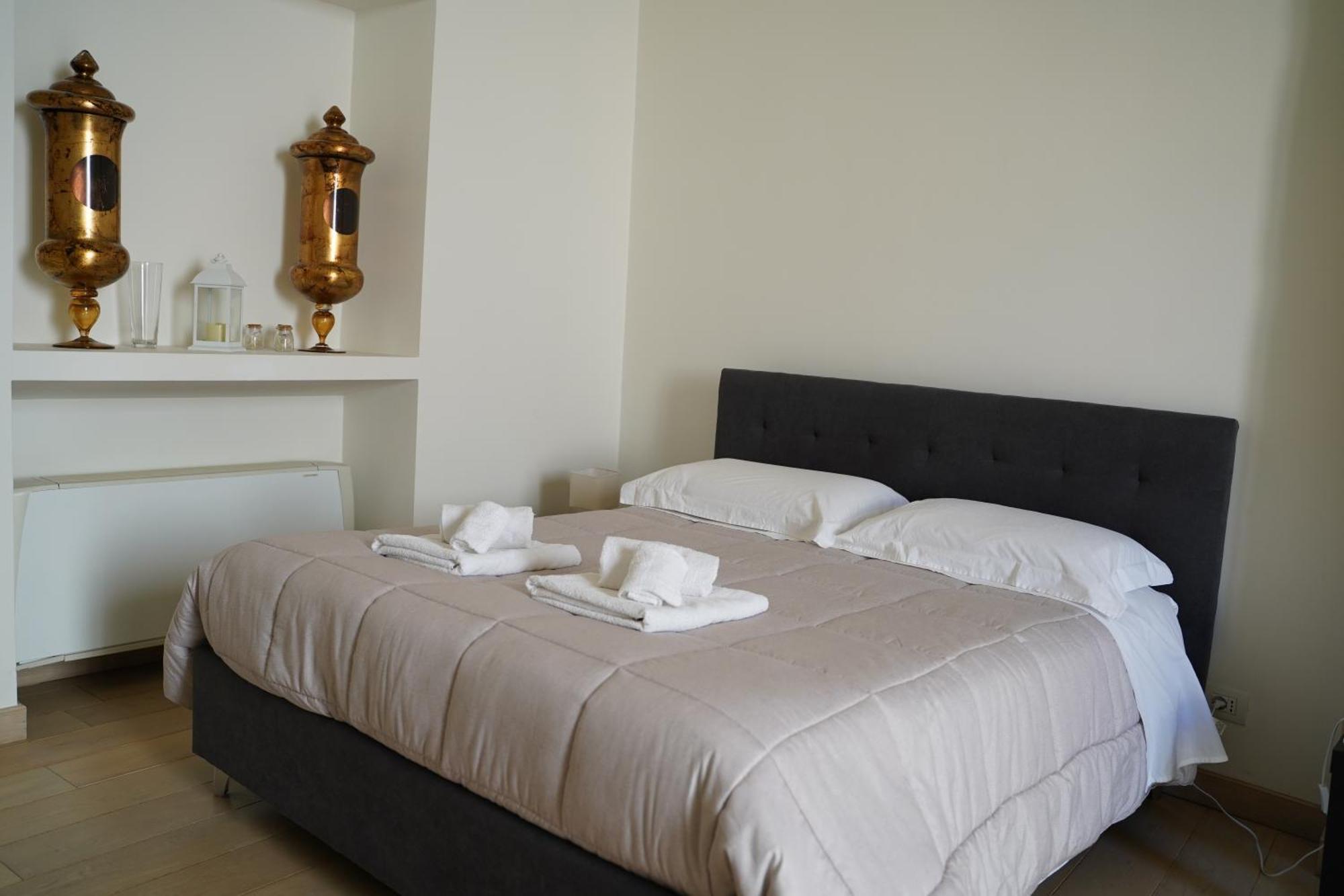 Suite Home D'Aragona Lecce Dış mekan fotoğraf